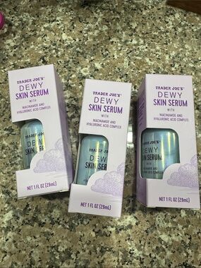 Trader Joe’s Dewy Skin Serum Hydrating Niacinamide & Hyaluronic Acid -sold sep